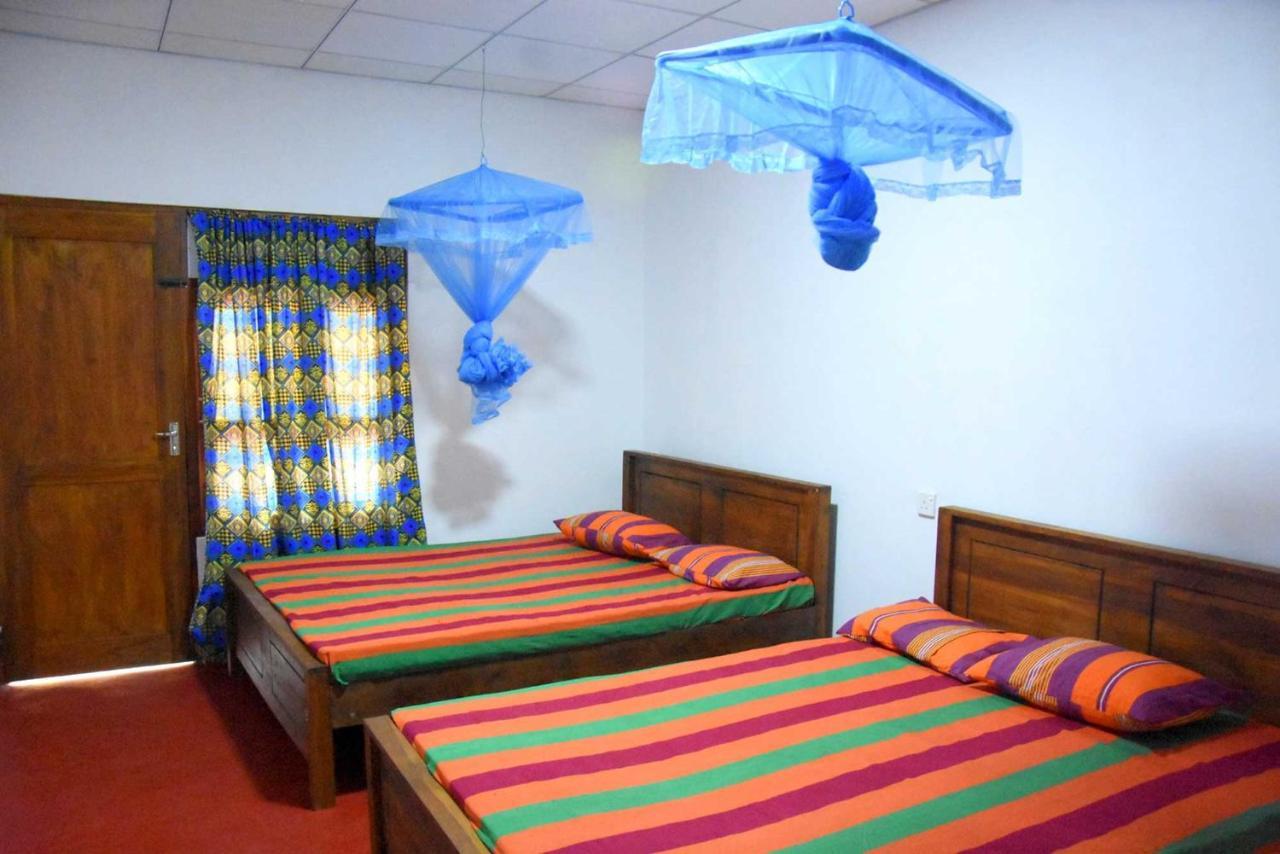 Dula Lake Resort Anuradhapura Exterior photo