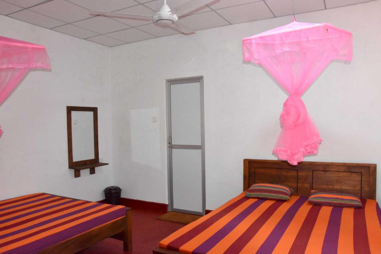 Dula Lake Resort Anuradhapura Exterior photo