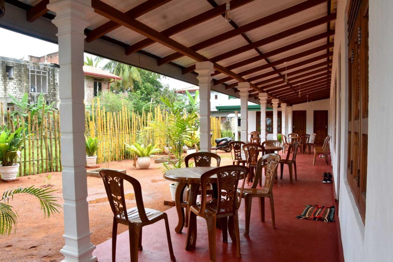 Dula Lake Resort Anuradhapura Exterior photo